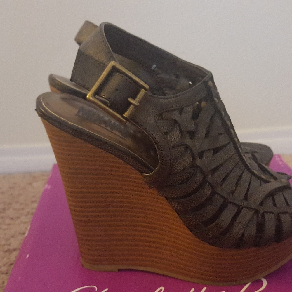 Wedges - Picture 2 of 4